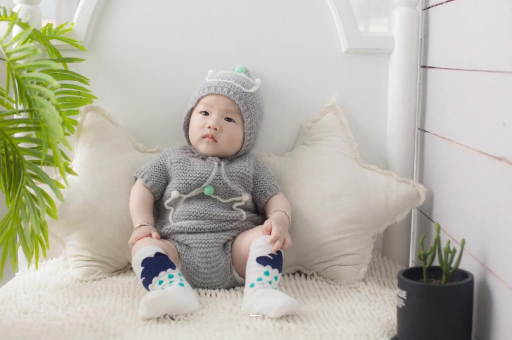 海西宝宝揉眼睛是怎么回事